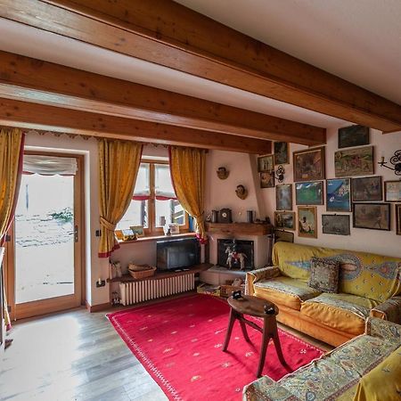 Joivy Big Flat For 6 With Backyard And Parking In Courmayeur Apartman Kültér fotó