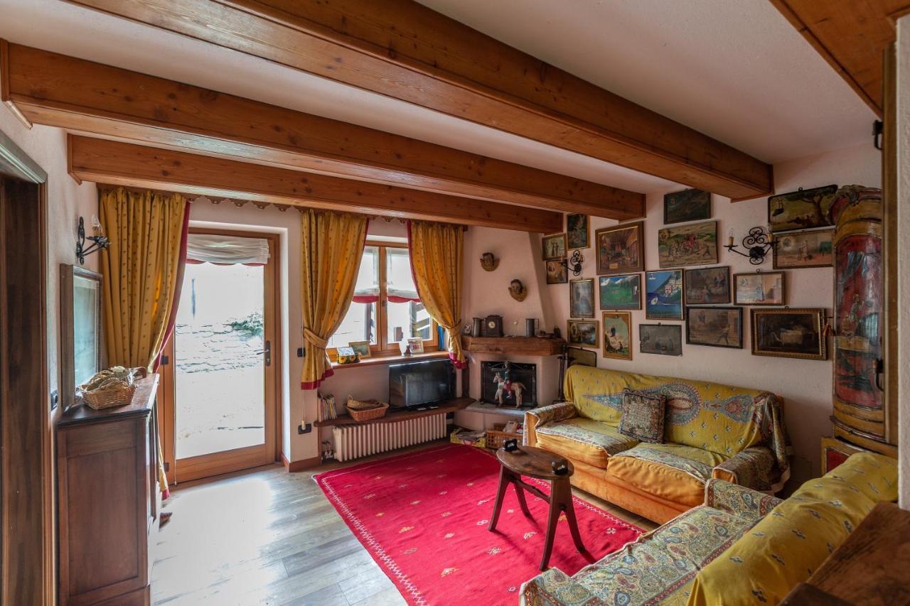 Joivy Big Flat For 6 With Backyard And Parking In Courmayeur Apartman Kültér fotó